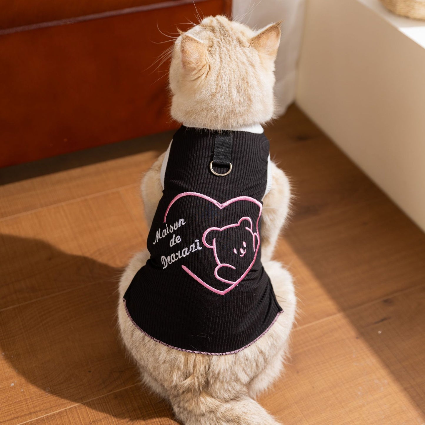 Cute Bear Cat Vest Shirt – Soft Breathable Cat Clothing for Indoor Cats, Lightweight Pet Tank Top