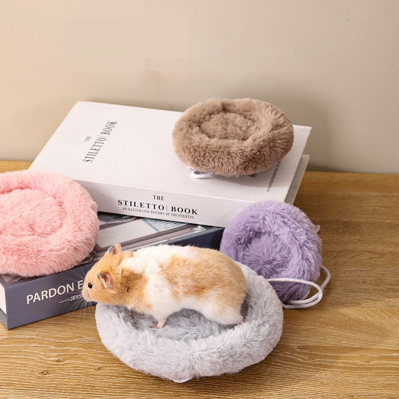 Pet Deep Sleep Bed for Hamsters & Small Pets – Soft Plush Warm Nest for Cozy Rest